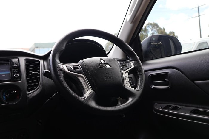 2019 Mitsubishi Triton GLX ADAS