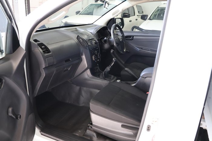 2015 Isuzu D-MAX EX