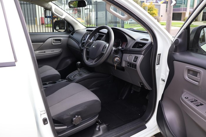 2018 Mitsubishi Triton GLX
