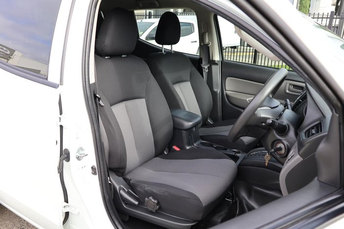 2018 Mitsubishi Triton GLX