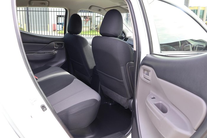 2018 Mitsubishi Triton GLX