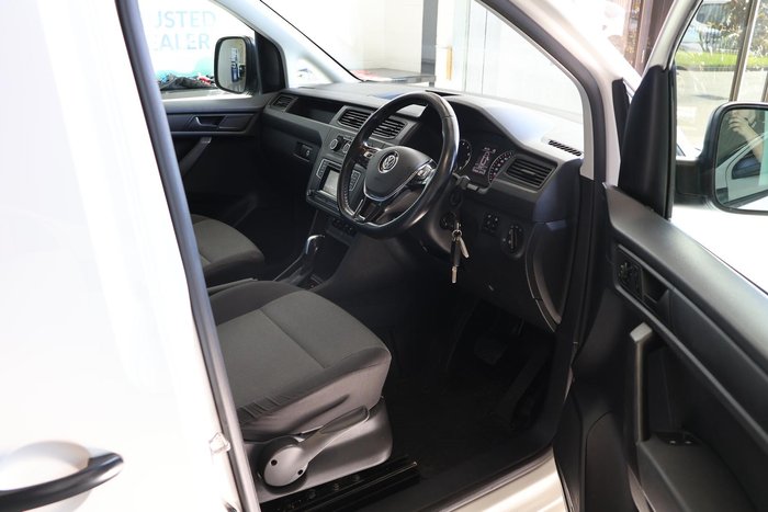 2017 Volkswagen Caddy TSI220