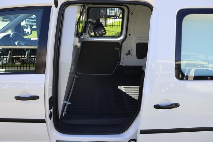 2017 Volkswagen Caddy TSI220