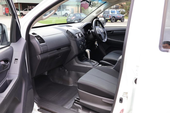 2016 Isuzu D-MAX SX