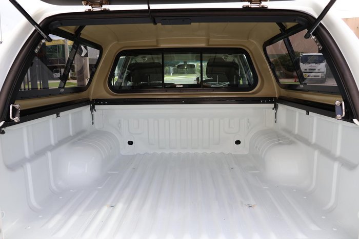 2016 Isuzu D-MAX SX