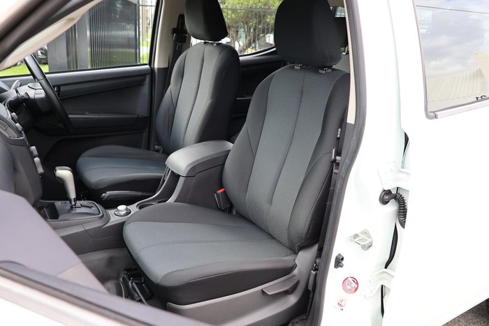 2016 Isuzu D-MAX SX