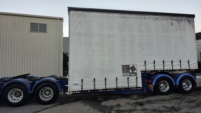 2003 Southern Cross Tri Axle