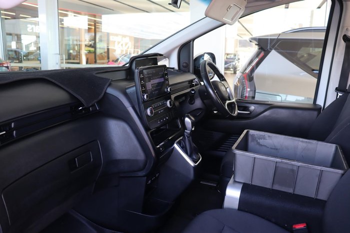 2021 Hyundai STARIA LOAD