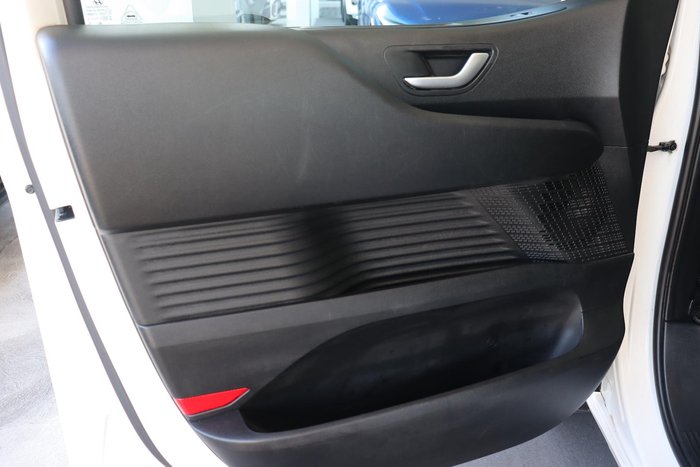 2021 Hyundai STARIA LOAD