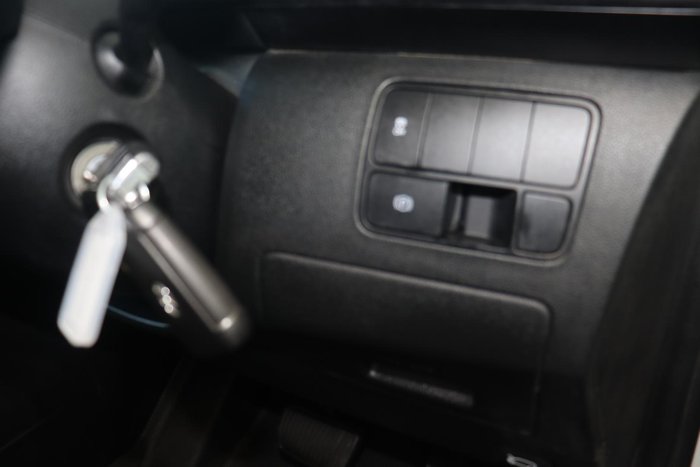 2021 Hyundai STARIA LOAD