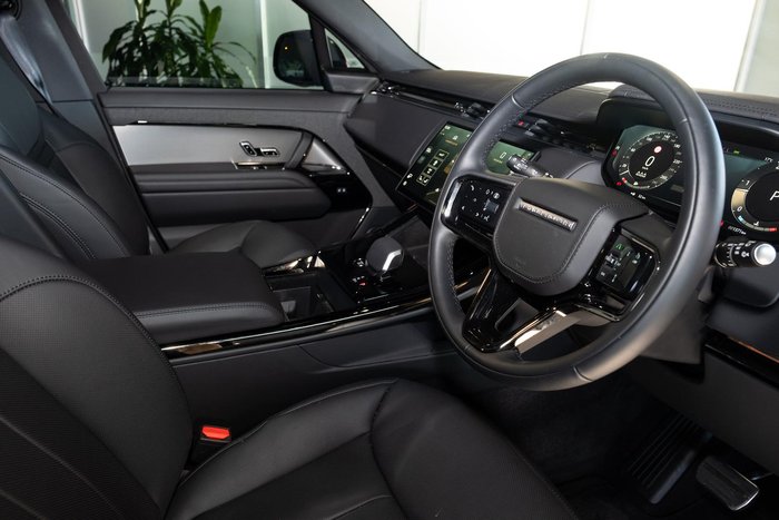 2025 Land Rover Range Rover Sport D250 Dynamic SE