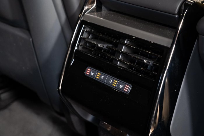 2025 Land Rover Range Rover Sport D250 Dynamic SE