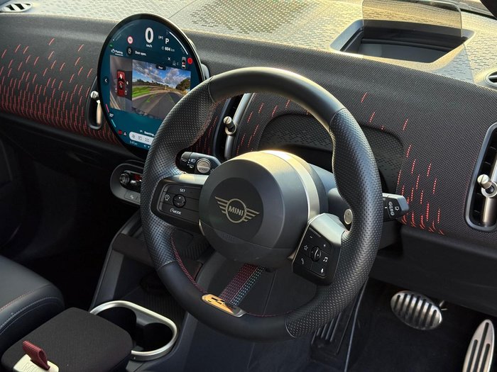 2025 MINI Countryman JCW Favoured