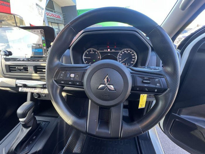 2025 Mitsubishi Triton GLX+