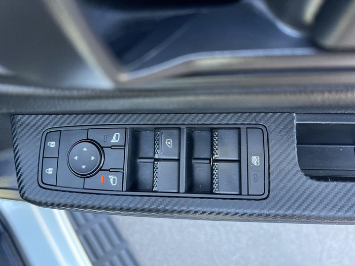 2025 Mitsubishi Triton GLX+
