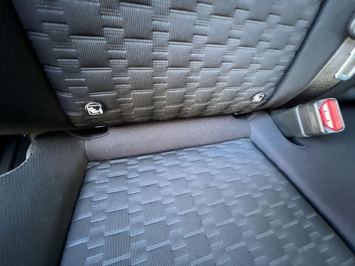 2025 Mitsubishi Triton GLX+