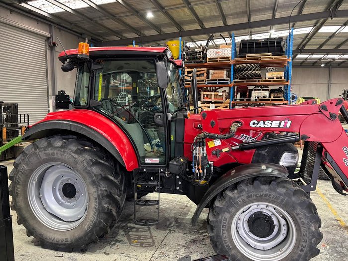 CASE IH Farmall 110M Cab Tractor Fel 110Hp Low Hours 835