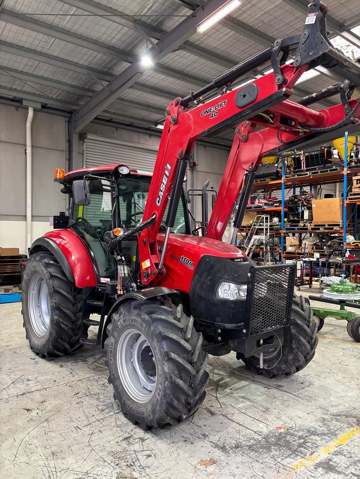 CASE IH Farmall 110M Cab Tractor Fel 110Hp Low Hours 835