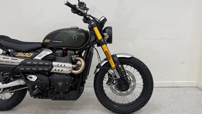 2026 Triumph SCRAMBLER 900 BLACK
