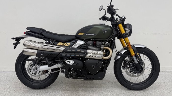 2026 Triumph SCRAMBLER 900 BLACK