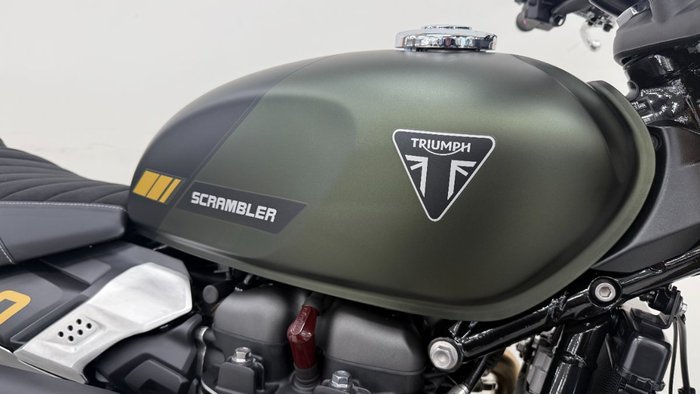 2026 Triumph SCRAMBLER 900 BLACK