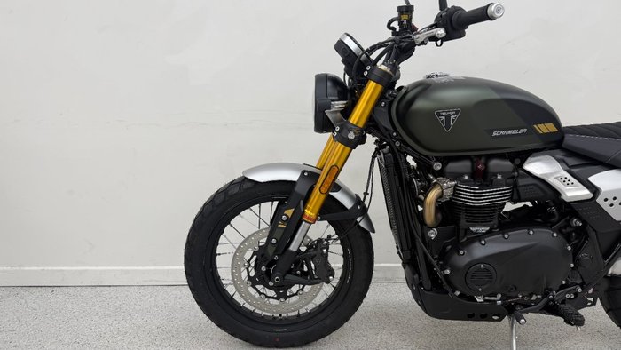 2026 Triumph SCRAMBLER 900 BLACK