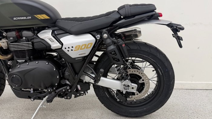 2026 Triumph SCRAMBLER 900 BLACK