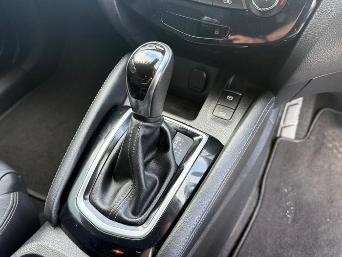 2021 Nissan QASHQAI ST-L