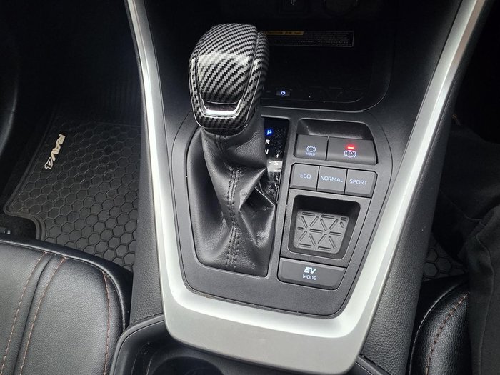 2020 Toyota RAV4 GXL