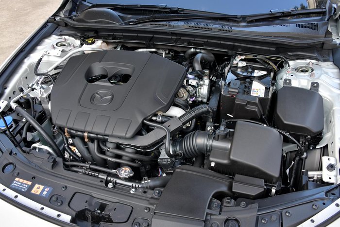 2026 Mazda 3 G20 Evolve