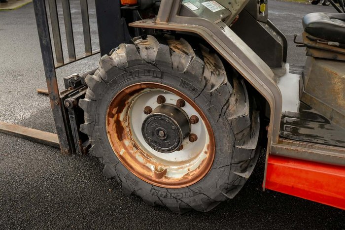 2014 Manitou Mh254t Red