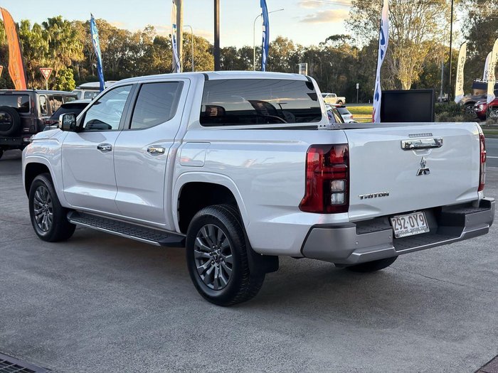 2025 Mitsubishi Triton GLS