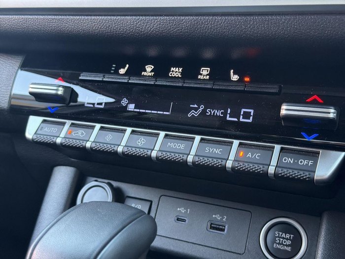 2025 Mitsubishi Triton GLS