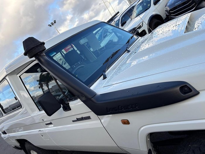 2017 Toyota Landcruiser Workmate Troopcarrier