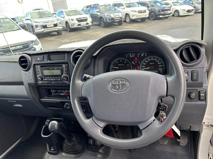 2017 Toyota Landcruiser Workmate Troopcarrier