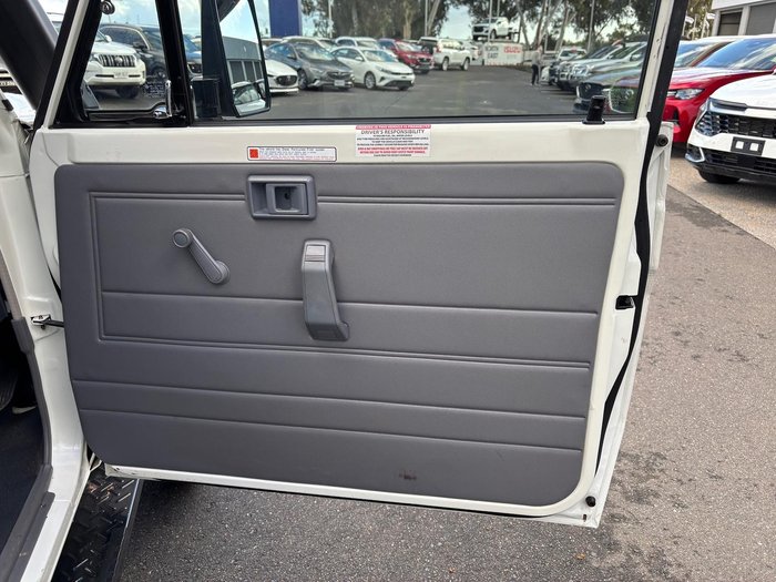 2017 Toyota Landcruiser Workmate Troopcarrier
