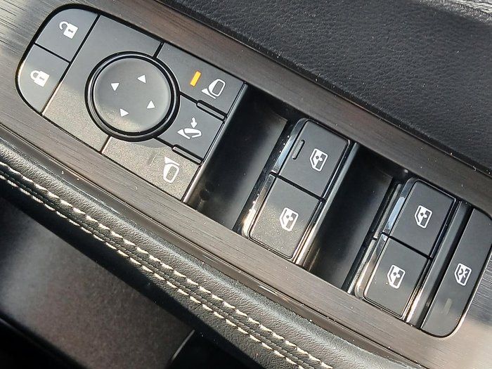 2024 Nissan X-TRAIL ST