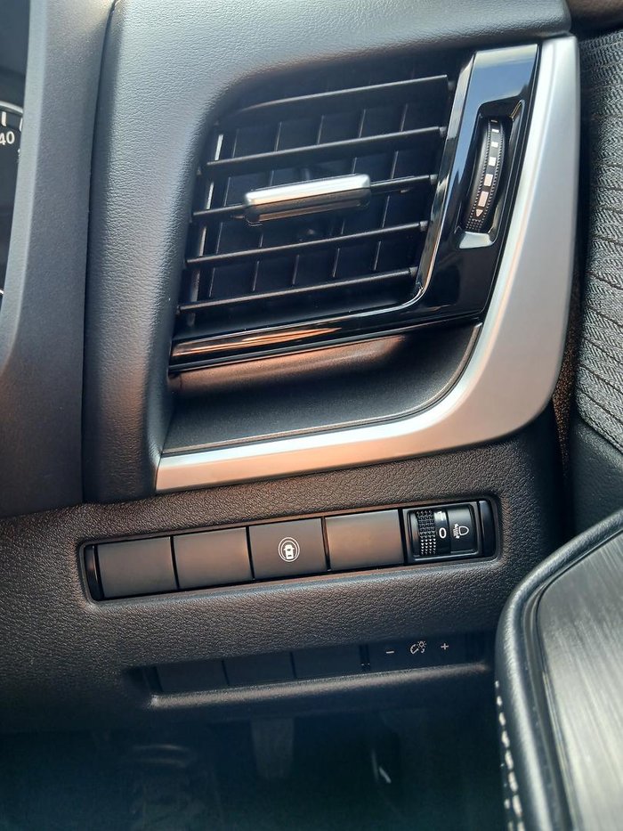 2024 Nissan X-TRAIL ST