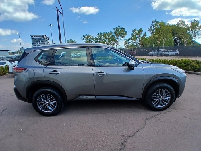 2024 Nissan X-TRAIL ST