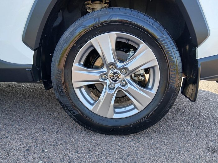 2024 Toyota RAV4 GX