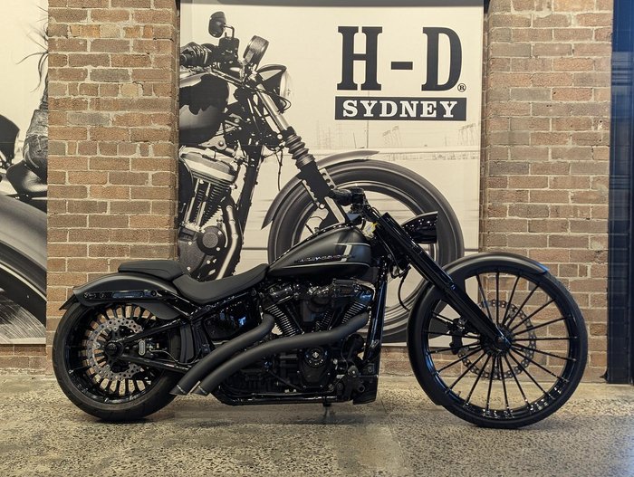 2023 Harley-Davidson Breakout 117 (FXBR) Softail Black