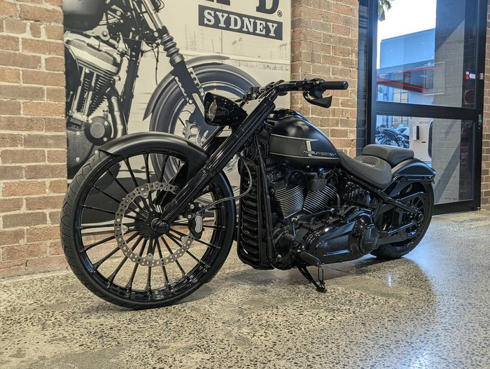 2023 Harley-Davidson Breakout 117 (FXBR) Softail Black