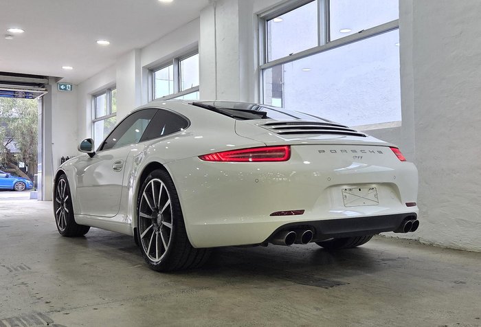 2013 Porsche 911 Carrera