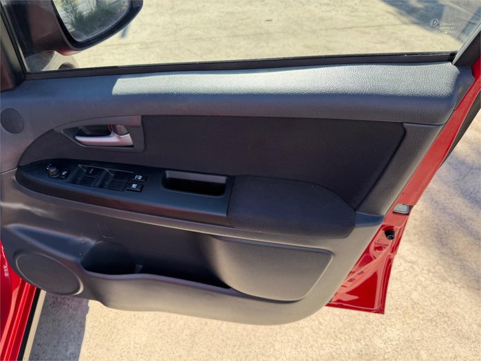 2013 SUZUKI SX4 CROSSOVER GY Red