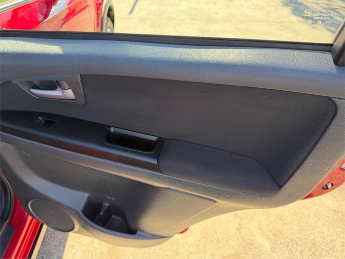 2013 SUZUKI SX4 CROSSOVER GY Red