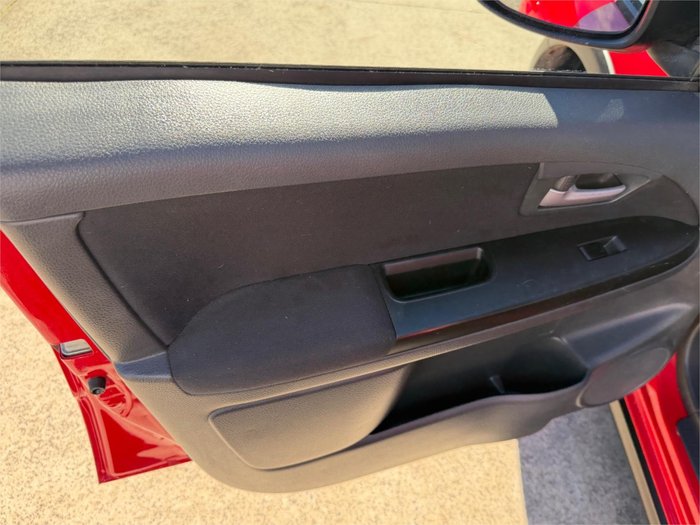2013 SUZUKI SX4 CROSSOVER GY Red