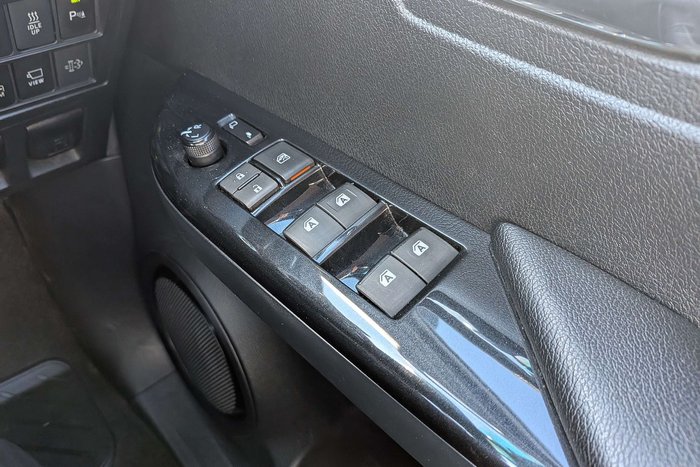 2024 Toyota Hilux Rogue 48V