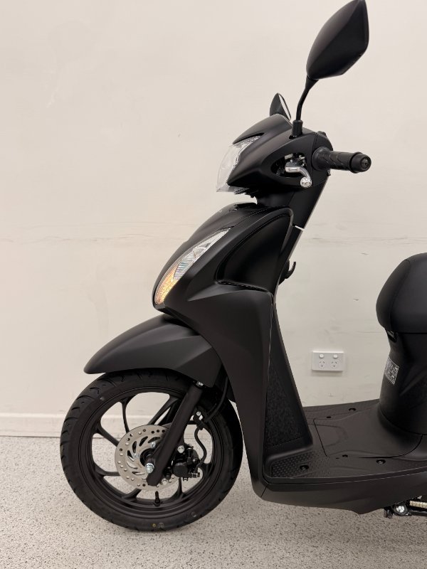 2027 Honda NSC110 DIO Black