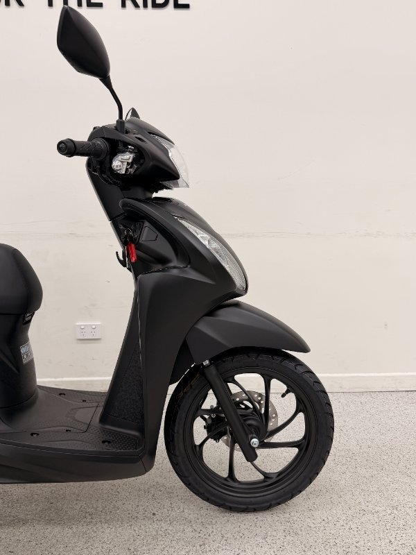 2027 Honda NSC110 DIO Black