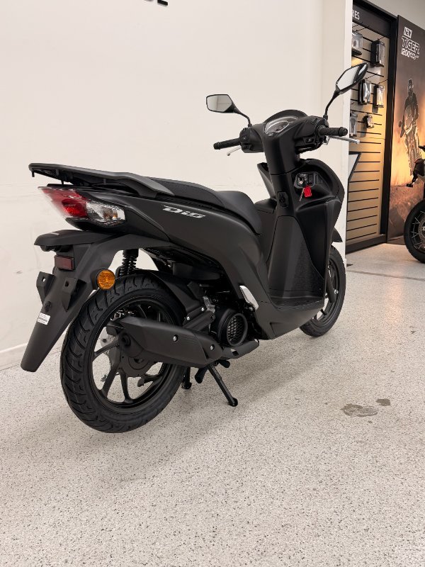 2027 Honda NSC110 DIO Black